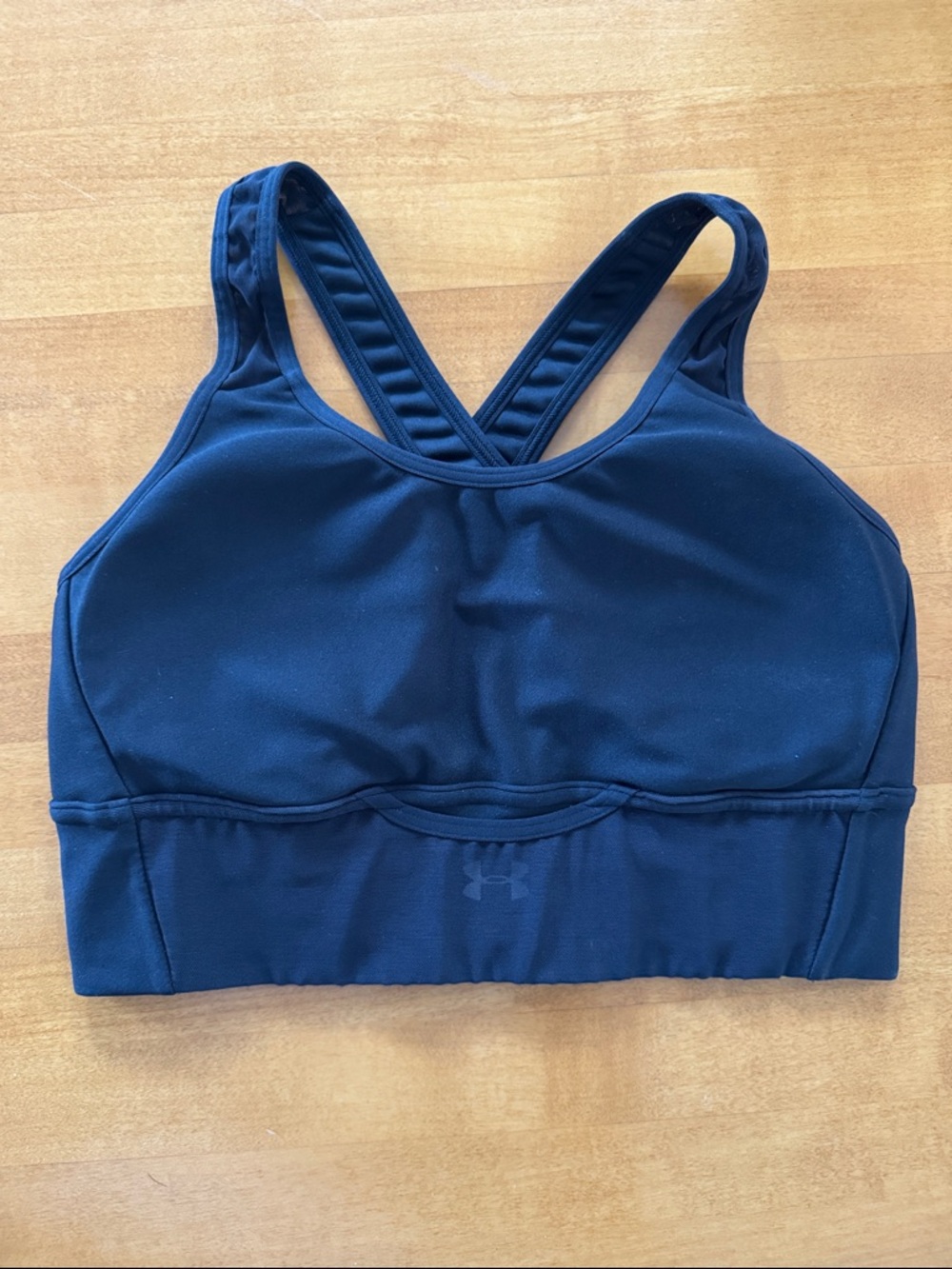 Black Under Armour Cross-Back Sports Bra size S